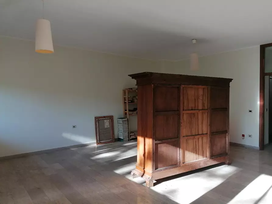 Immagine 2 di Casa indipendente in vendita  in GADANA a Urbino