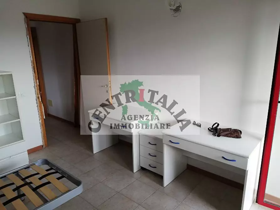 Immagine 4 di Appartamento in vendita  in VIA GUIDO DA MONTEFELTRO N. 47/27 a Urbino