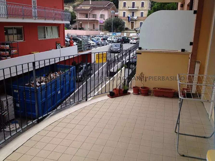 Immagine 3 di Appartamento in vendita  in DAVANTI TIGRE SUPERMERCATO a Cupra Marittima
