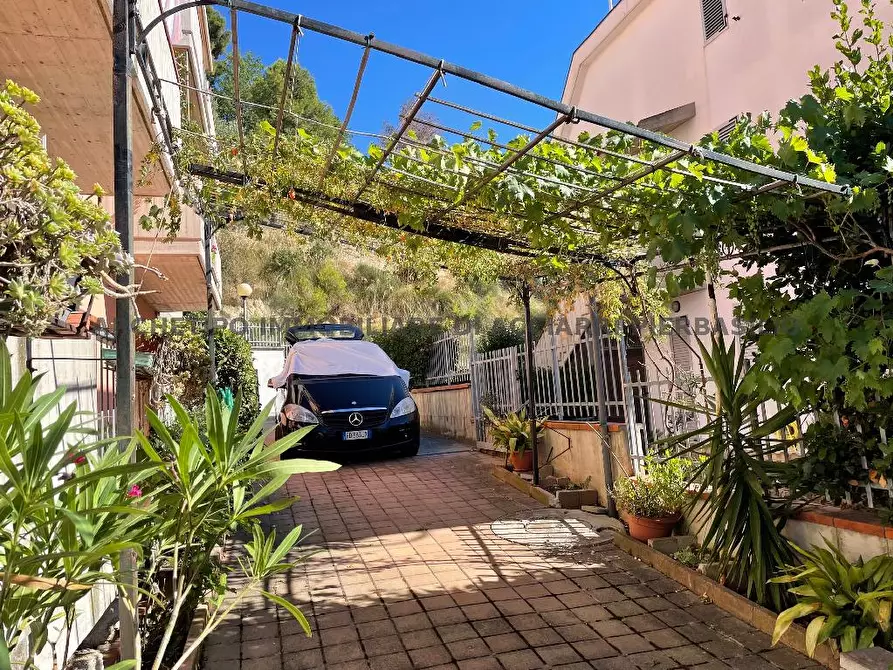 Immagine 8 di Casa indipendente in vendita  in VIA BOCCONI 7 a Cupra Marittima