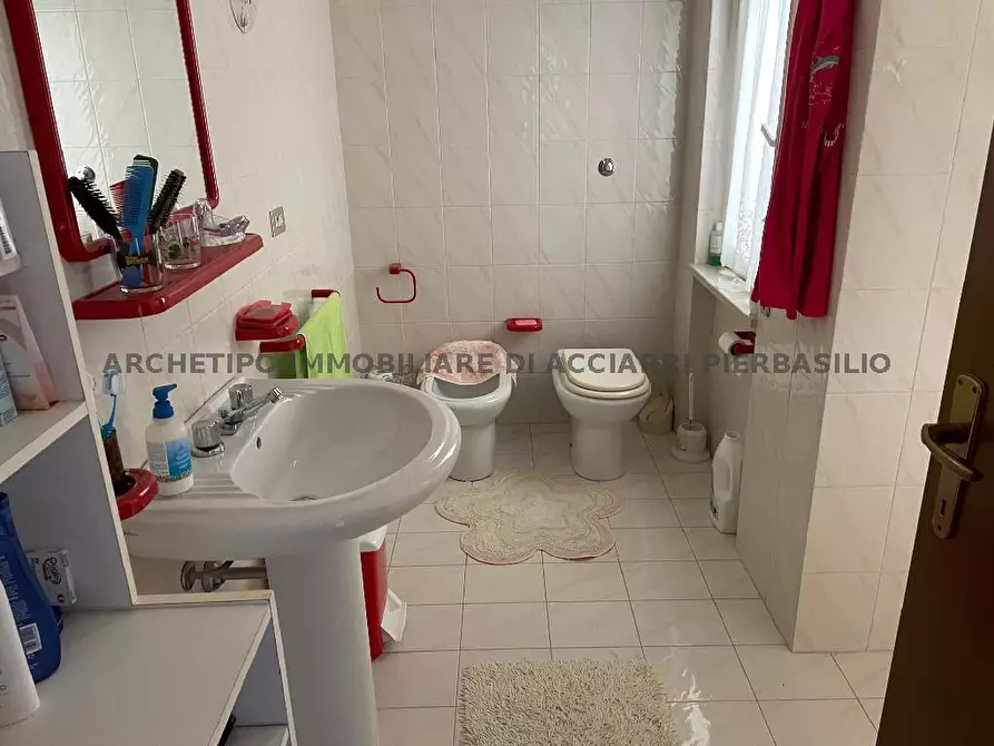 Immagine 14 di Casa indipendente in vendita  in VIA BOCCONI 7 a Cupra Marittima