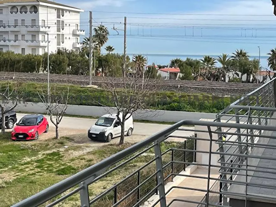 Immagine 9 di Appartamento in vendita  in VIA KENNEDY a Cupra Marittima