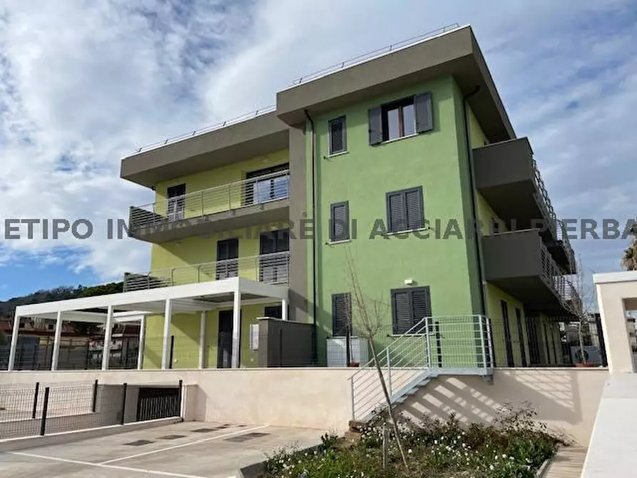 Immagine 10 di Appartamento in vendita  in VIA KENNEDY a Cupra Marittima