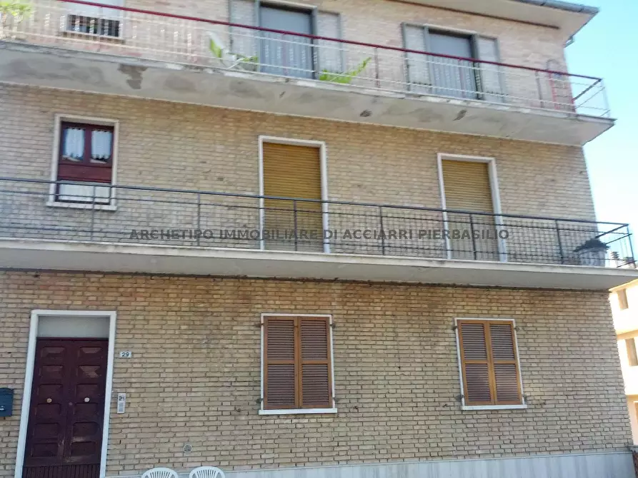 Immagine 1 di Appartamento in vendita  in CENTRALE a Montefiore Dell'aso