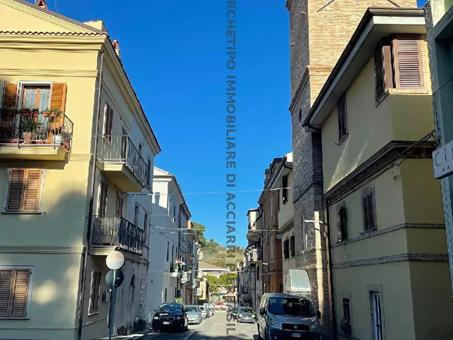 Immagine 2 di Casa indipendente in vendita  in VIA CAVOUR a Cupra Marittima