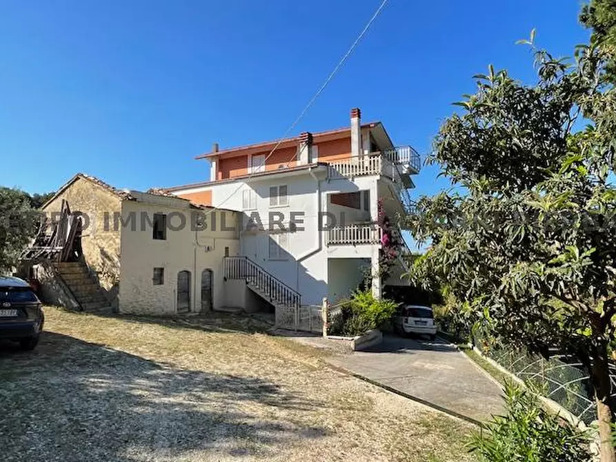 Immagine 11 di Casa indipendente in vendita  in VIA  S. ANDREA 14 a Cupra Marittima