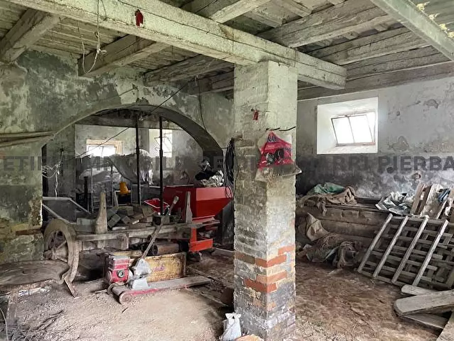 Immagine 6 di Rustico / casale in vendita  in VIA SAN MICHELE a Cupra Marittima