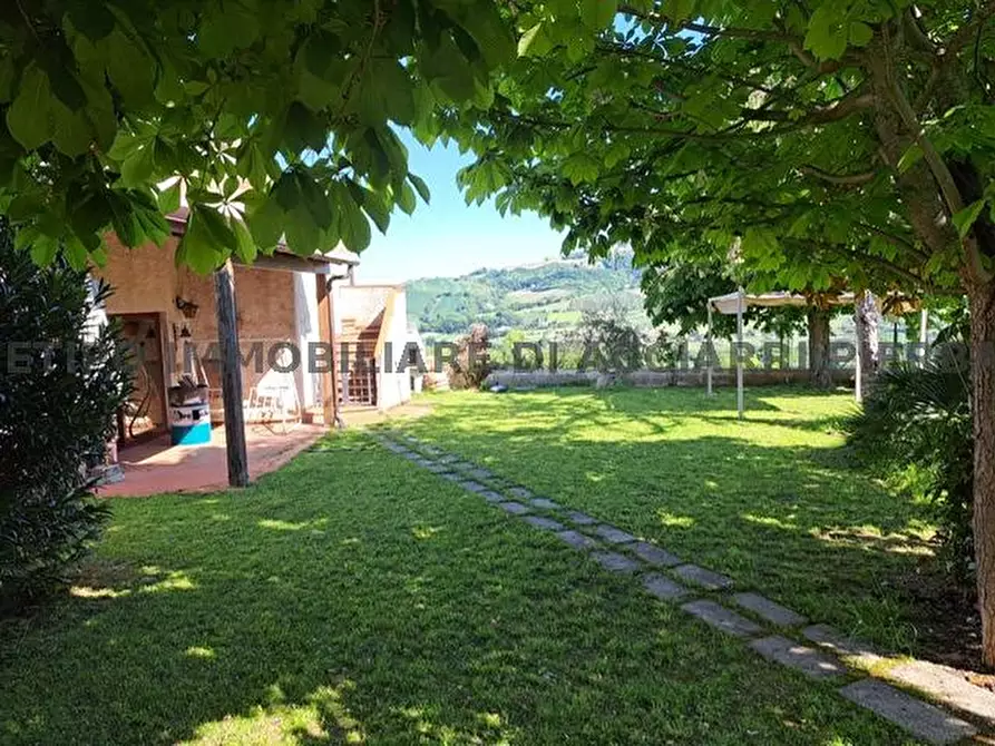 Immagine 12 di Rustico / casale in vendita  in CONTRADA  ASO 51 a Monte Rinaldo