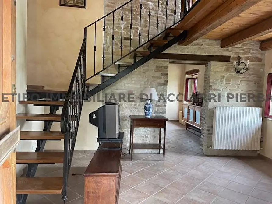 Immagine 11 di Rustico / casale in vendita  in CONTRADA  ASO 51 a Monte Rinaldo