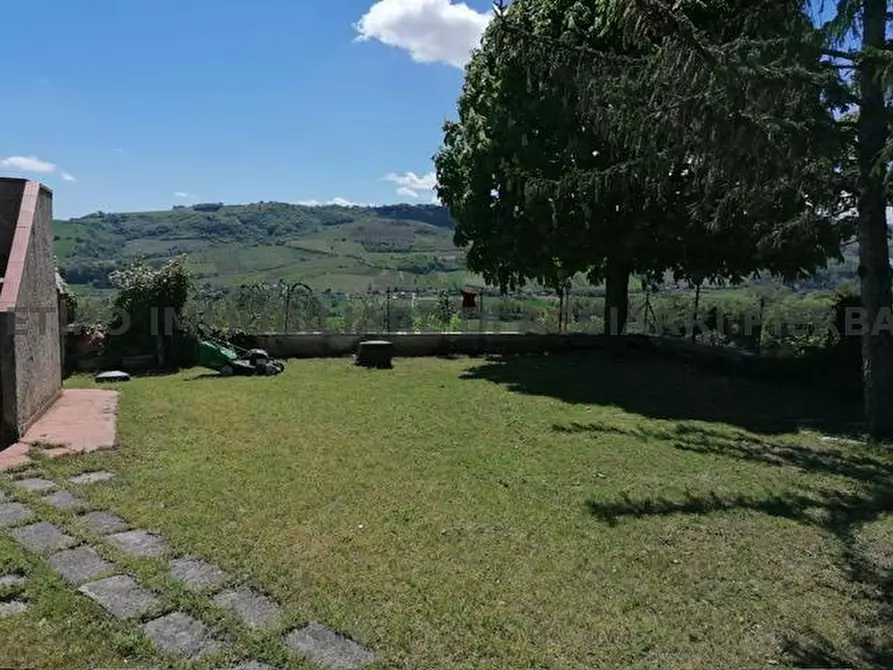 Immagine 15 di Rustico / casale in vendita  in CONTRADA  ASO 51 a Monte Rinaldo