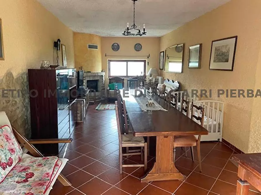 Immagine 18 di Rustico / casale in vendita  in CONTRADA  ASO 51 a Monte Rinaldo