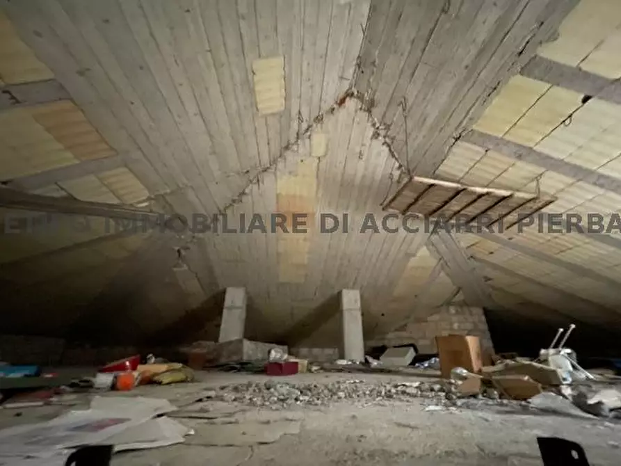 Immagine 15 di Rustico / casale in vendita  in VAL MENOCCHIA a Carassai