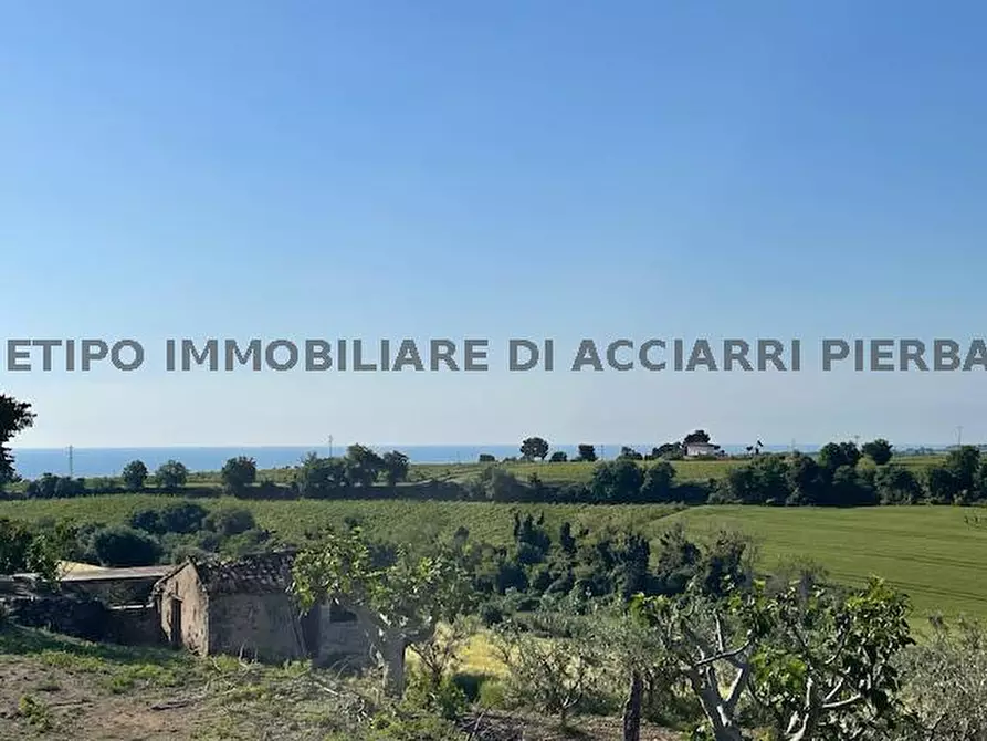 Immagine 6 di Rustico / casale in vendita  in ZONA MARINA DI MASSIGNANO a Massignano