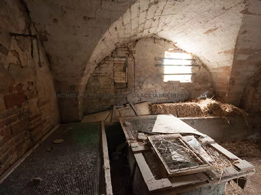 Immagine 3 di Rustico / casale in vendita  in PIANE SANTI a Massignano