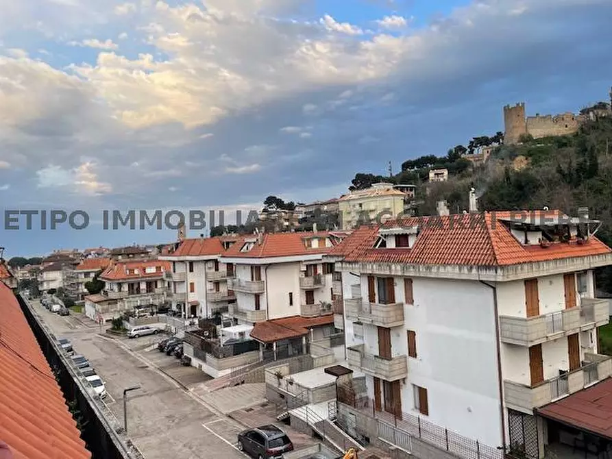 Immagine 2 di Appartamento in vendita  in VIA SACCONI a Cupra Marittima