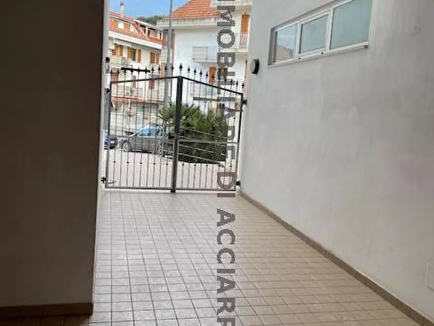 Immagine 5 di Appartamento in vendita  in VIA SACCONI a Cupra Marittima