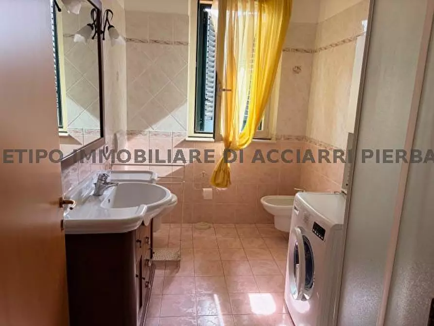 Immagine 15 di Appartamento in vendita  in LUNGOMARE VIALE NAZARIO SAURO a Cupra Marittima