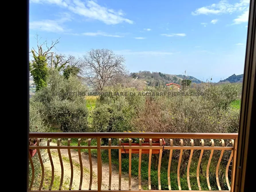 Immagine 12 di Rustico / casale in vendita  in CONTRADA MONTECANTINO 13 a Massignano