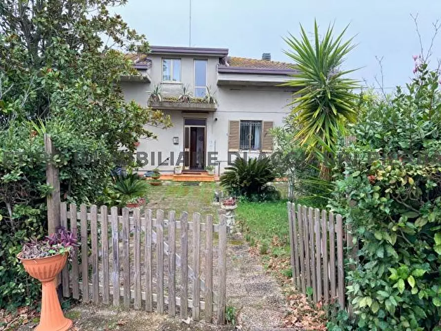 Immagine 15 di Rustico / casale in vendita  in CONTRADA MONTECANTINO 13 a Massignano