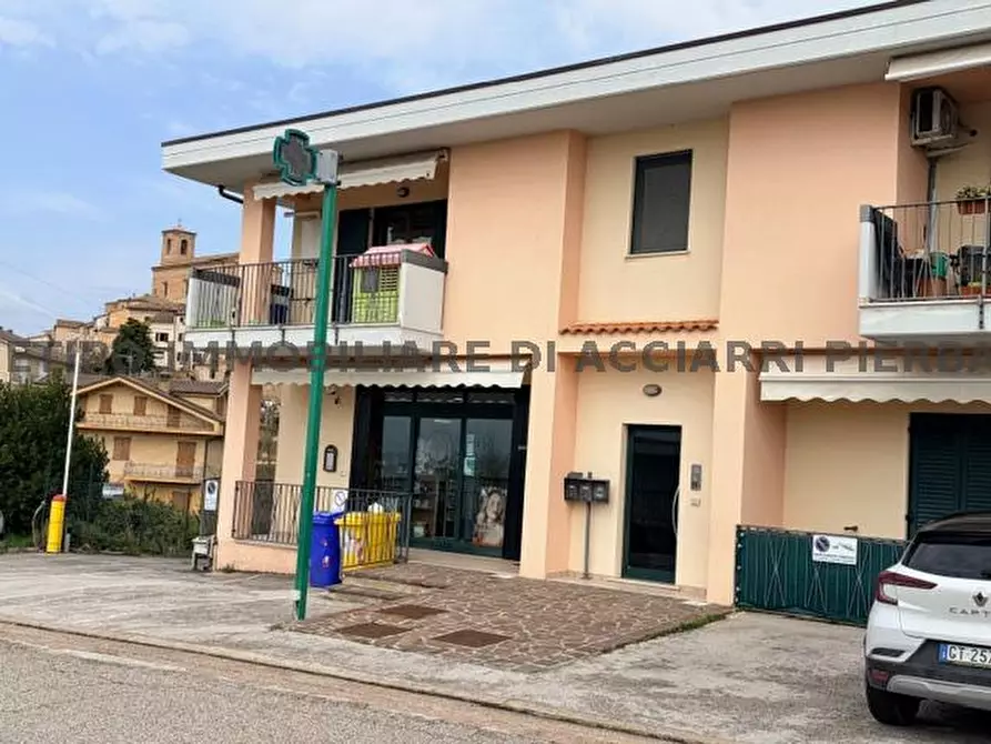 Immagine 2 di Garage in vendita  in STRADA PROVINCIALE 58 a Massignano