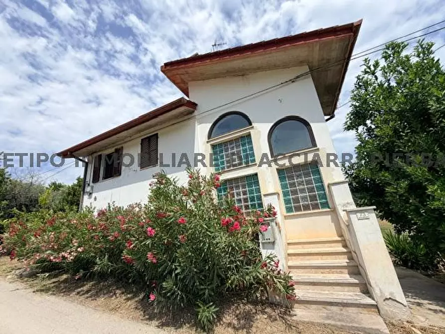 Immagine 9 di Rustico / casale in vendita  in CONTRADA  MONTECAMAURO a Campofilone