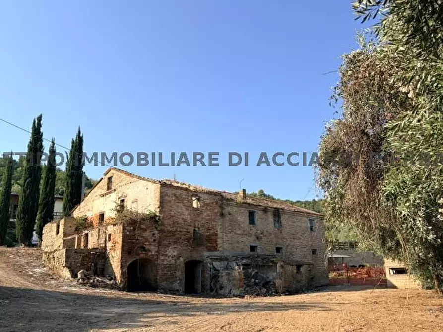 Immagine 1 di Rustico / casale in vendita  in CONTRADA PIANE SANTI a Massignano