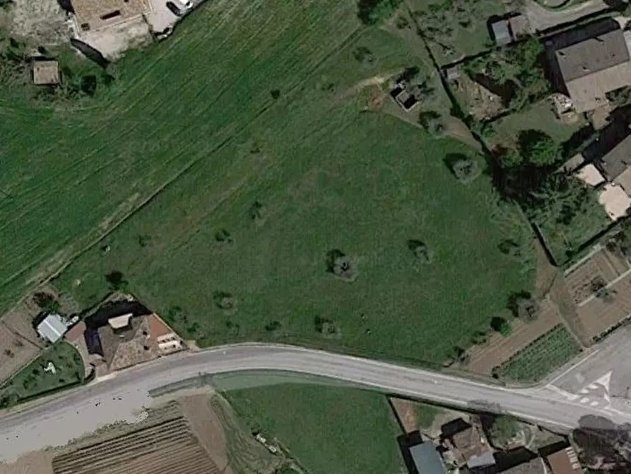 Immagine 2 di Terreno edificabile in vendita  in VIA CREMONA a Folignano