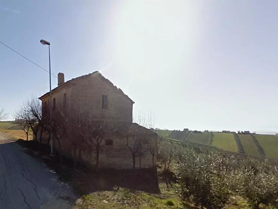 Immagine 4 di Rustico / casale in vendita  in CONTRADA COMMENDA a Ancarano
