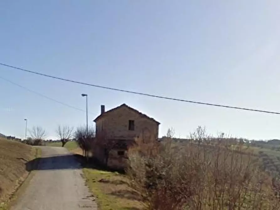 Immagine 5 di Rustico / casale in vendita  in CONTRADA COMMENDA a Ancarano
