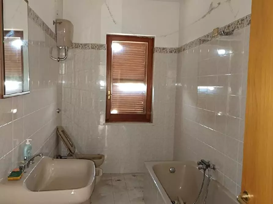 Immagine 4 di Casa indipendente in vendita  in SP a Ancarano