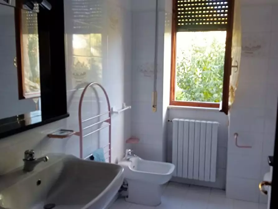 Immagine 2 di Appartamento in vendita  in VIA PICENO APRUTINA a Folignano