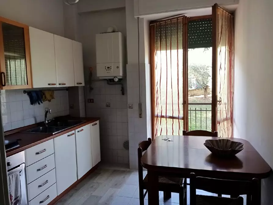 Immagine 5 di Appartamento in vendita  in VIA PICENO APRUTINA a Folignano