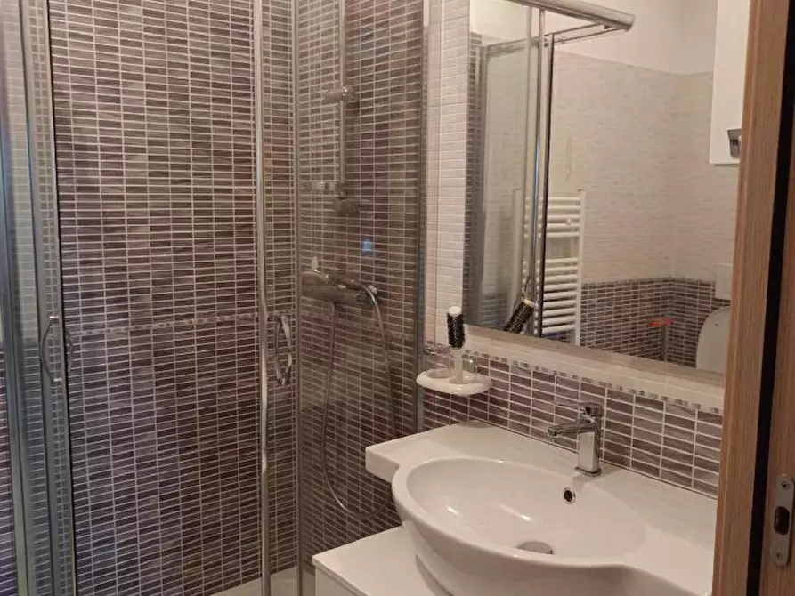 Immagine 4 di Appartamento in affitto  in VIA FERRI a San Benedetto Del Tronto