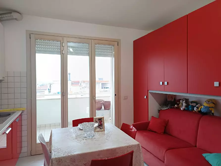 Immagine 9 di Appartamento in affitto  in VIA FERRI a San Benedetto Del Tronto