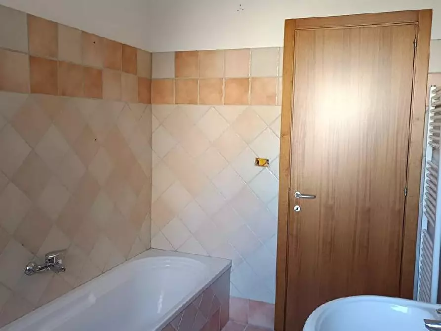 Immagine 2 di Appartamento in vendita  in VIA DELLE ZEPPELLE a Ascoli Piceno