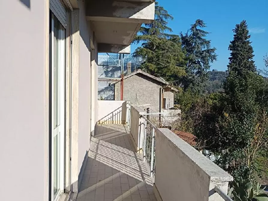 Immagine 3 di Appartamento in vendita  in VIA DELLE ZEPPELLE a Ascoli Piceno