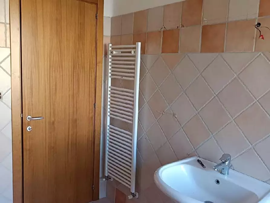 Immagine 13 di Appartamento in vendita  in VIA DELLE ZEPPELLE a Ascoli Piceno