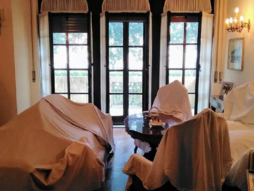 Immagine 12 di Villa in vendita  in CENTRO STORICO a Senigallia