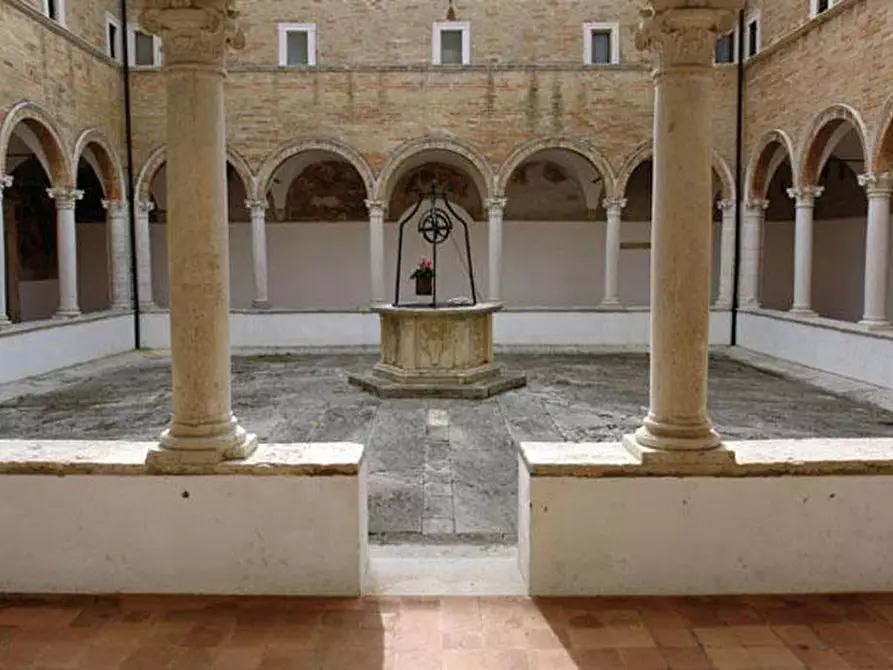 Immagine 3 di Appartamento in vendita  in CENTRO STORICO a Senigallia