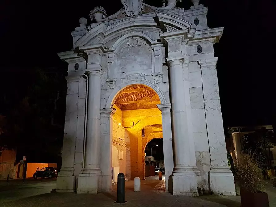Immagine 9 di Appartamento in vendita  in CENTRO STORICO a Senigallia