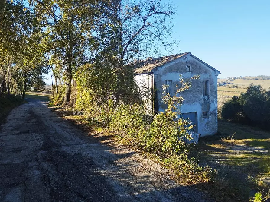 Immagine 1 di Rustico / casale in vendita  in VIA SANGUINETTI a Belvedere Ostrense