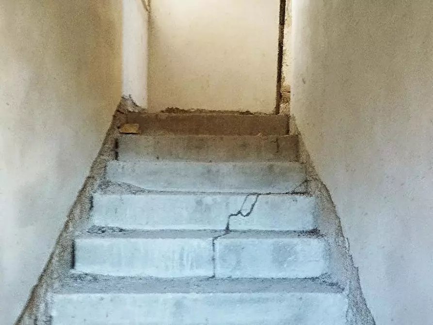 Immagine 8 di Rustico / casale in vendita  in VIA SANGUINETTI a Belvedere Ostrense