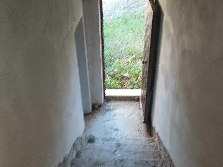 Immagine 14 di Rustico / casale in vendita  in VIA SANGUINETTI a Belvedere Ostrense