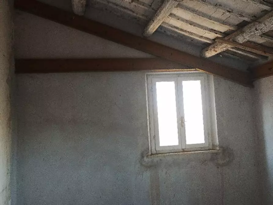 Immagine 19 di Rustico / casale in vendita  in VIA SANGUINETTI a Belvedere Ostrense