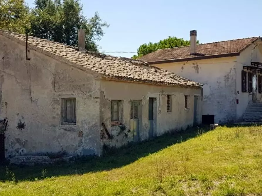 Immagine 1 di Casa indipendente in vendita  in STRADA SAVIGNANO a Senigallia