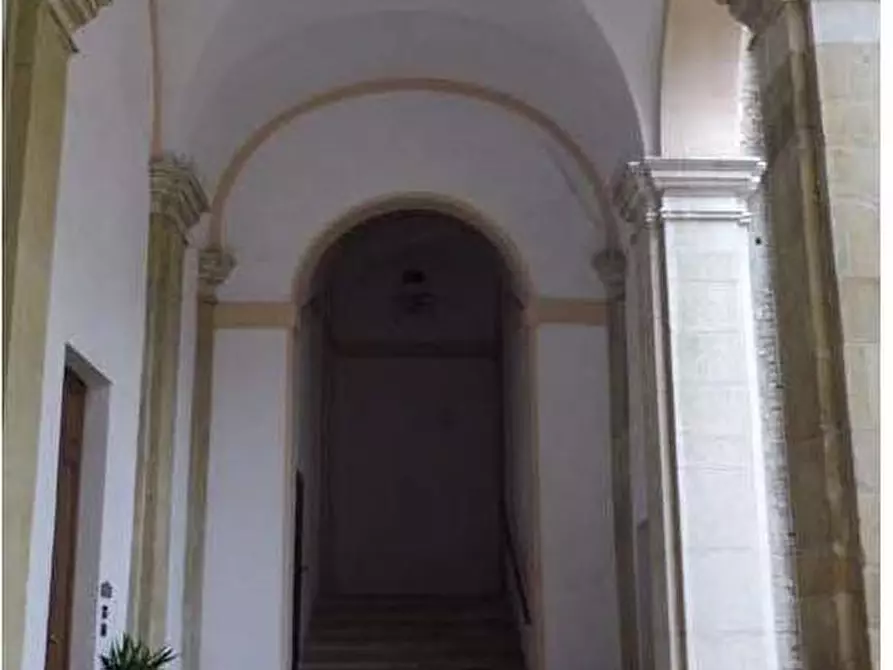 Immagine 2 di Ufficio in vendita  in VIA NOLFI a Fano