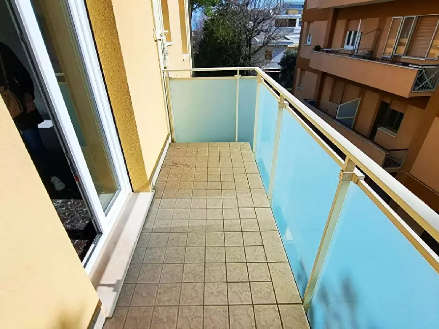 Immagine 1 di Appartamento in vendita  in VIA UMBERTO GIORDANO  a Senigallia