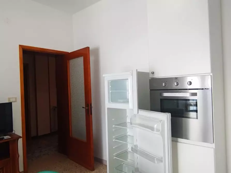 Immagine 5 di Appartamento in vendita  in VIA FOGAZZARO a Senigallia