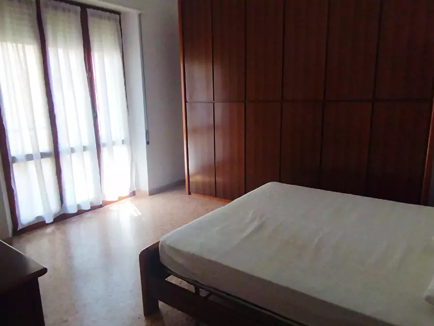 Immagine 6 di Appartamento in vendita  in VIA FOGAZZARO a Senigallia