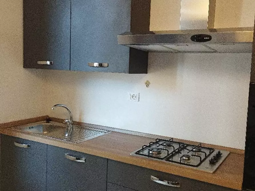 Immagine 16 di Appartamento in affitto  in ZONA PIANO REGOLATORE a Senigallia